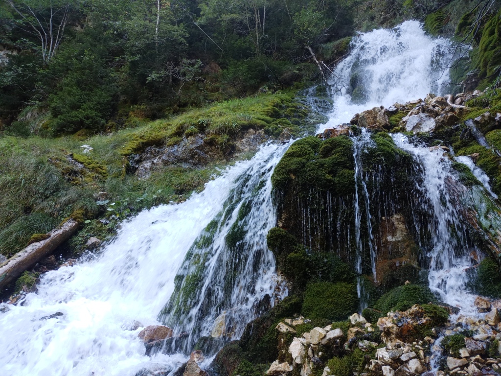 HYDROS bureau d'études milieux aquatiques et hydrobiologie. Etats initiaux environnementaux pour projets de micro-centrales hydroélectriques